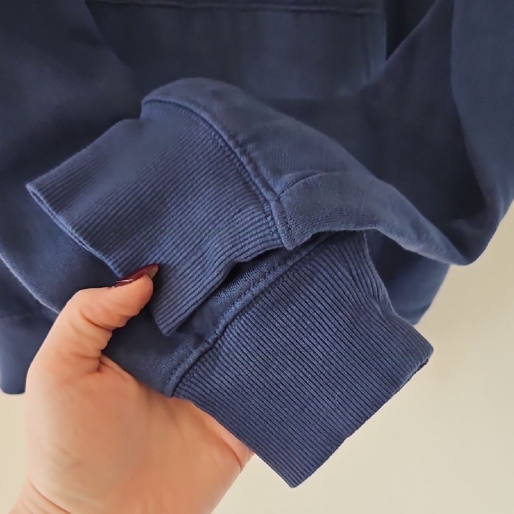 The North Face Men/Women/ Navy Hoodie - Picture 4 of 5